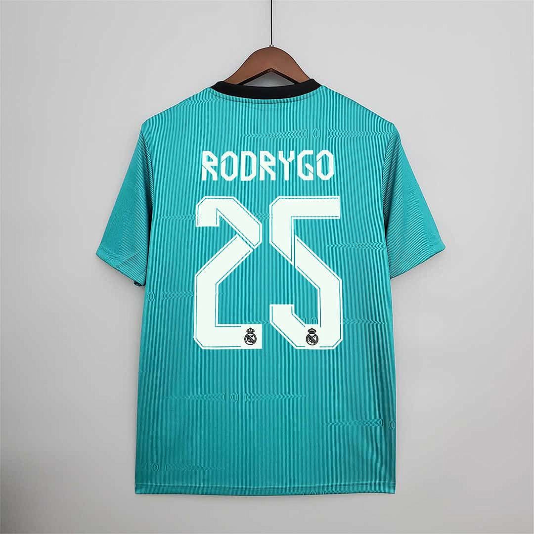 21-22 Real Madrid third away 19
