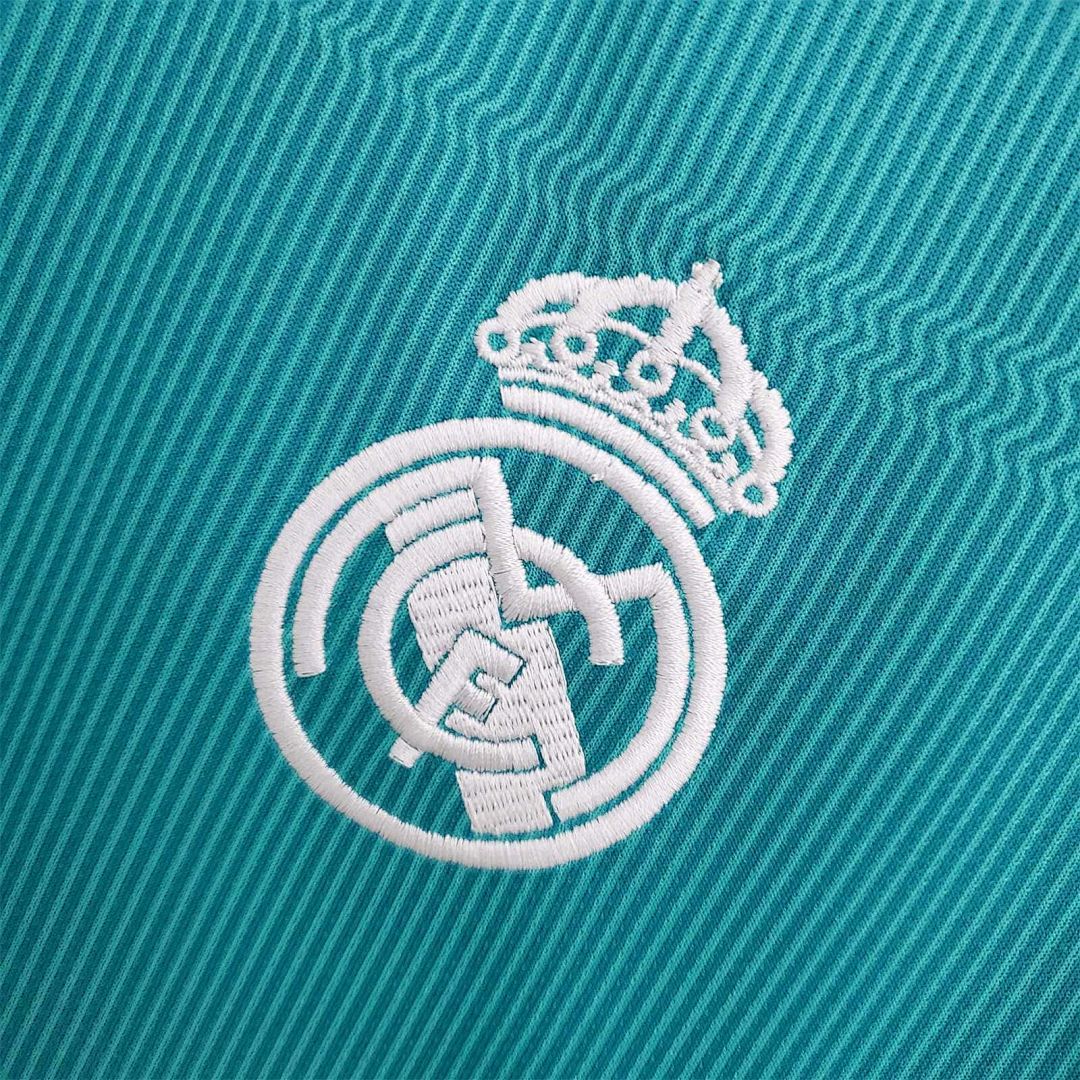 21-22 Real Madrid third away 3