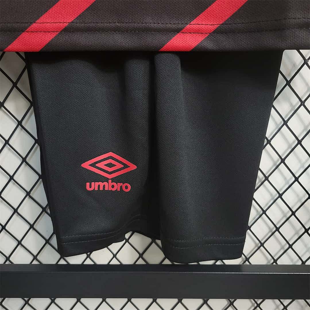 23-24 Athletico Paranaense home kids kit 4