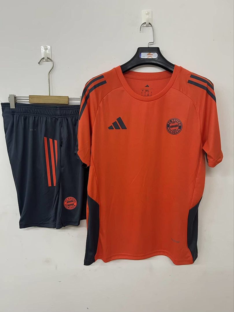 25_26 Bayern Munich training suit orange S-3XL