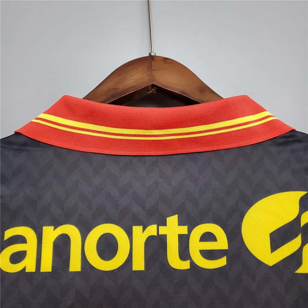 92-93 Recife home 7