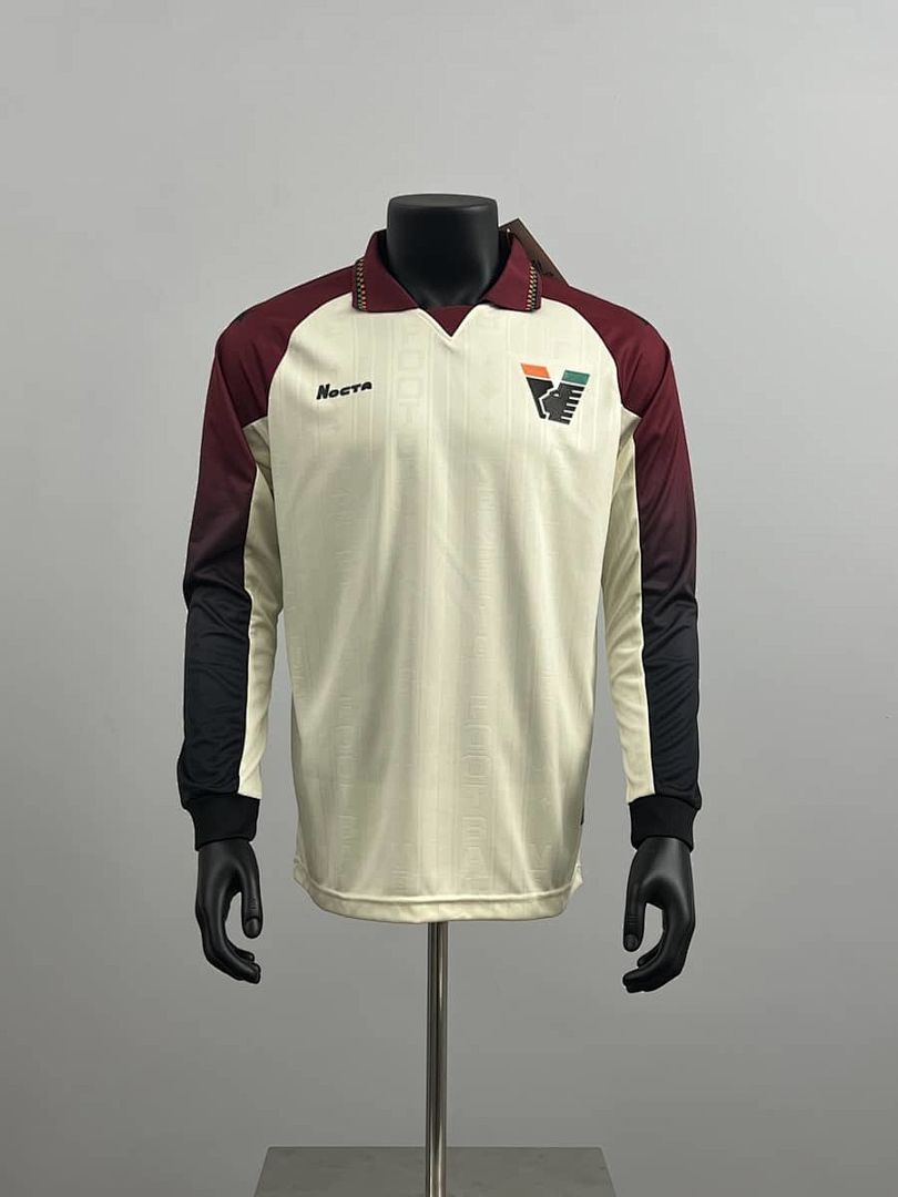 25_26 Long Sleeve Venice Away S-XXL