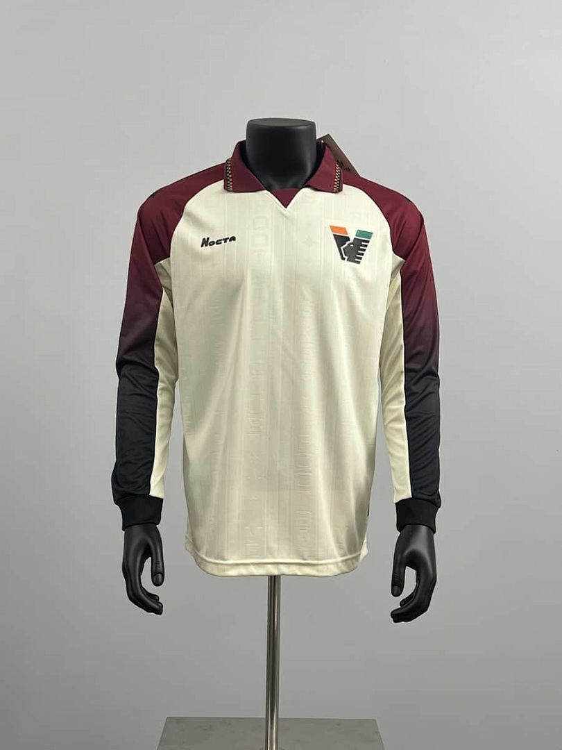 25_26 Long Sleeve Venice Away S-XXL 11