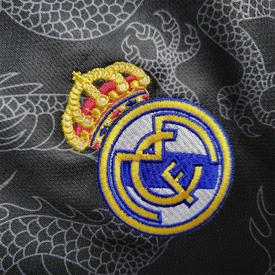 22-23 Real Madrid negro Dragon edición especial 7