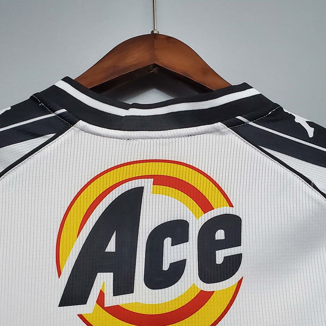 00-01 Vasco da Gama away 9
