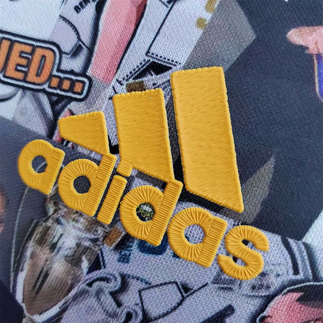 22-23 Real Madrid commemorative edition versión jugador 6