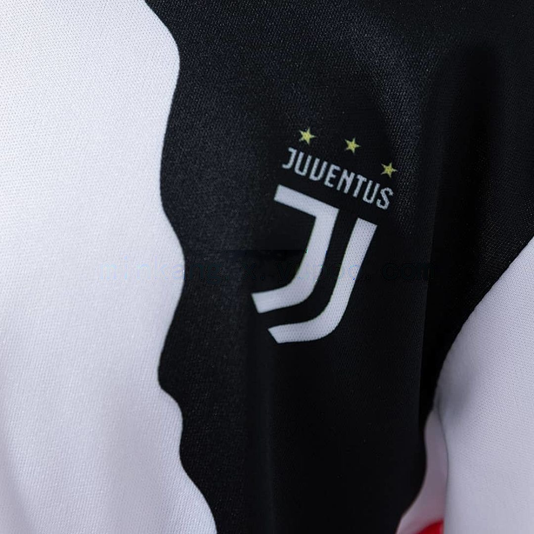 Ronaldo 25_26 special edition kids kit Jersey SIZE 16-28 7