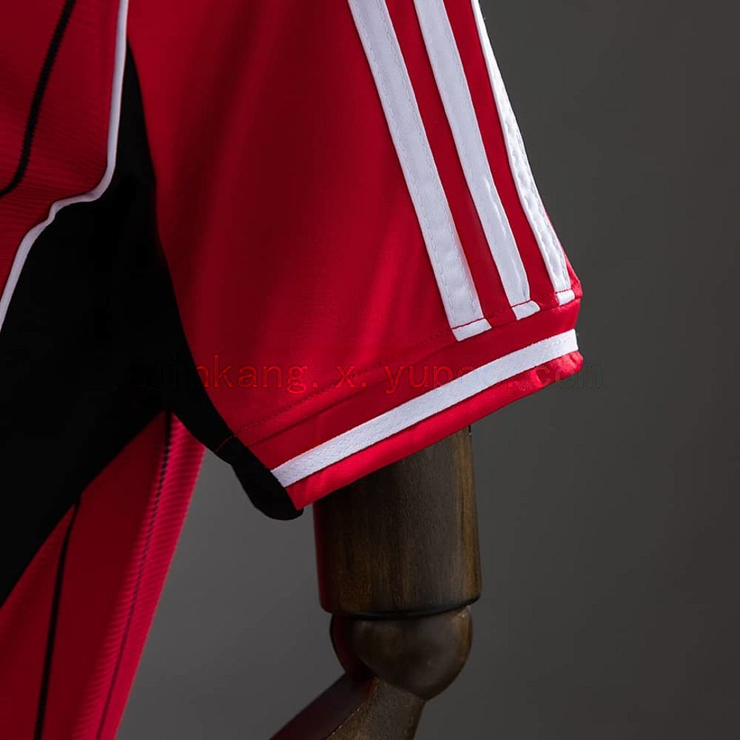 M-U 25_26 US Pack Full-Button Baseball Jersey Red 4