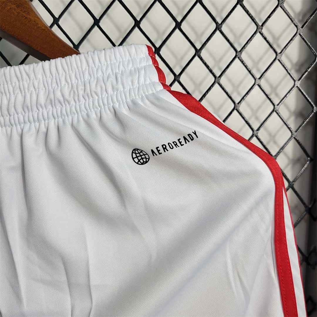 23-24 Internacional home Shorts 3