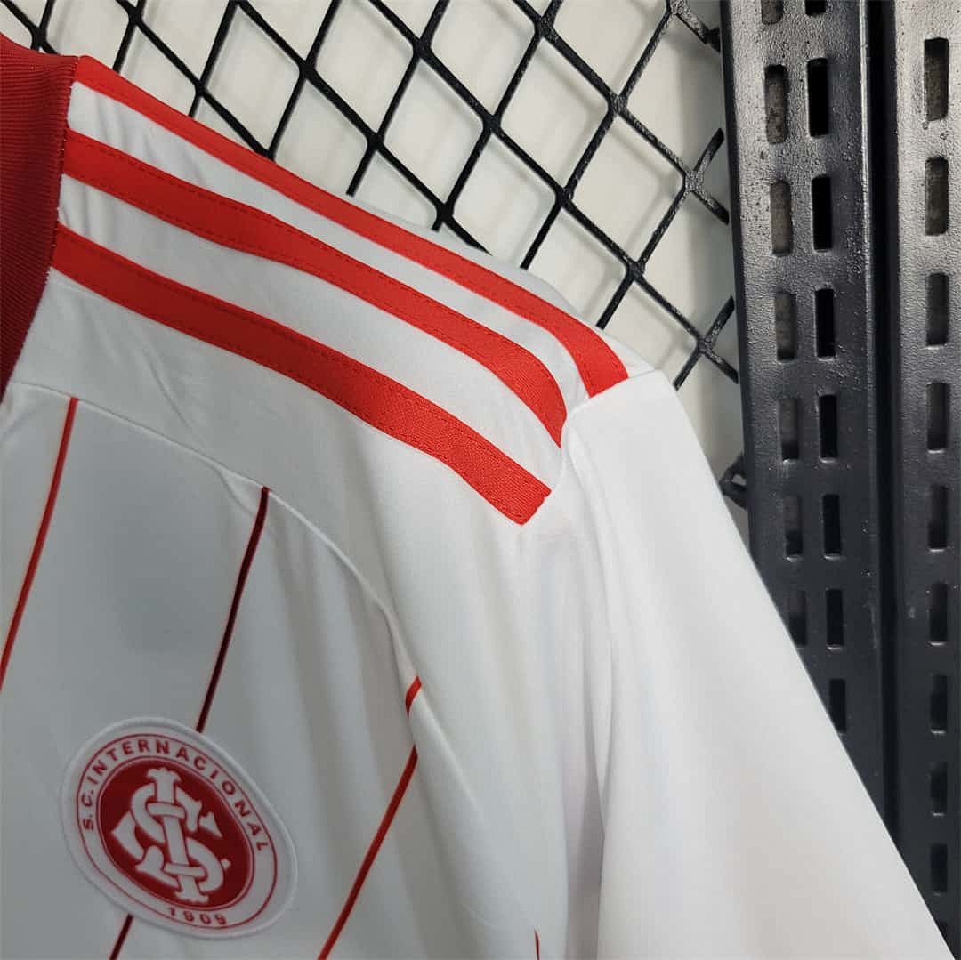 23-24 Internacional away 7