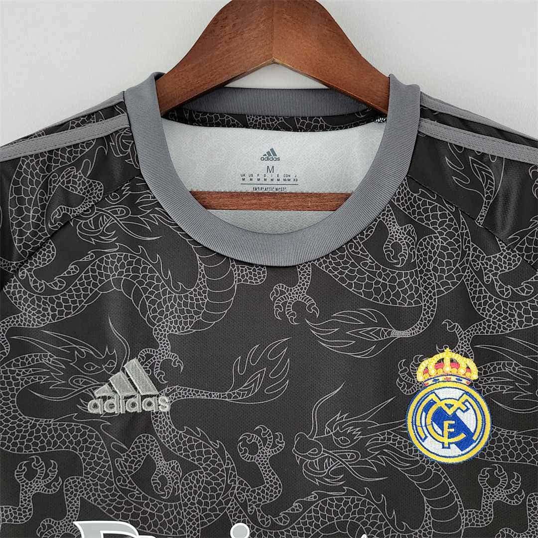 22-23 Real Madrid edición especial negro dragon 2