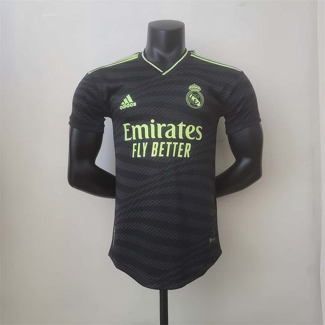 22-23 Real Madrid third away player version