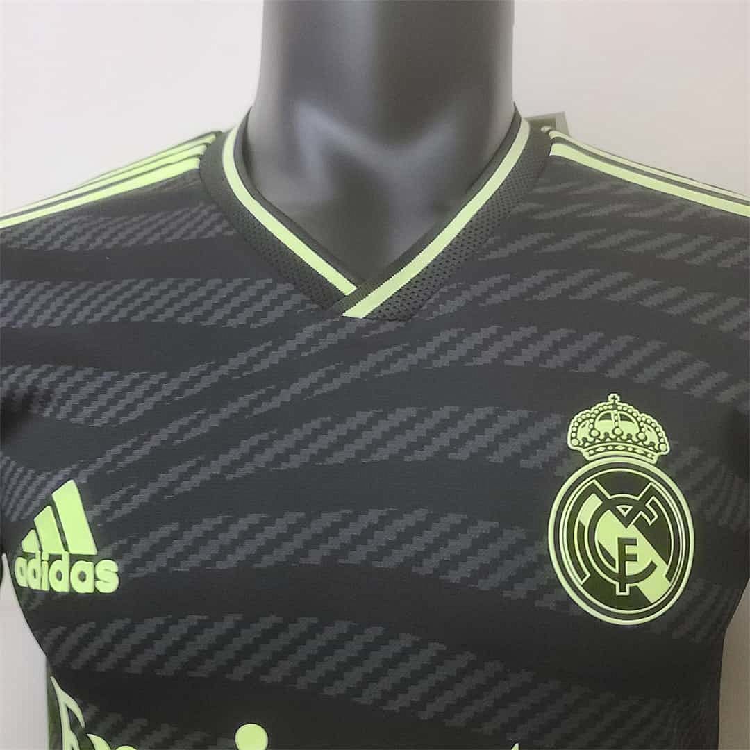22-23 Real Madrid third away player version 2