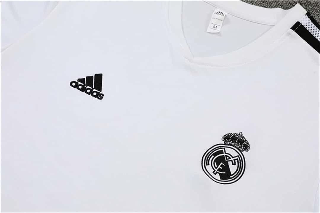 22-23 Real Madrid entrenamiento camiseta blanco 7