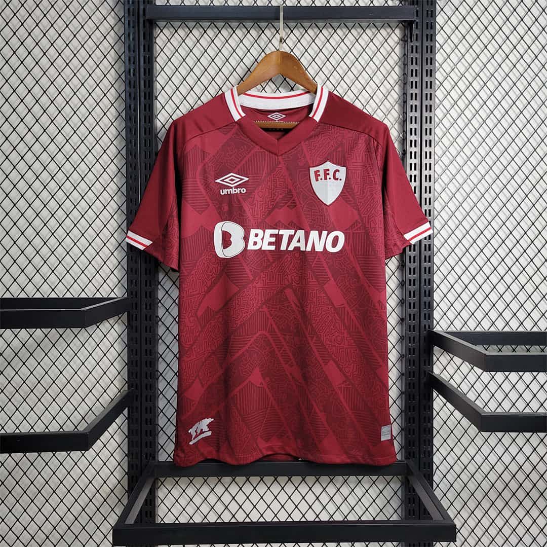 23-24 Fluminense third away