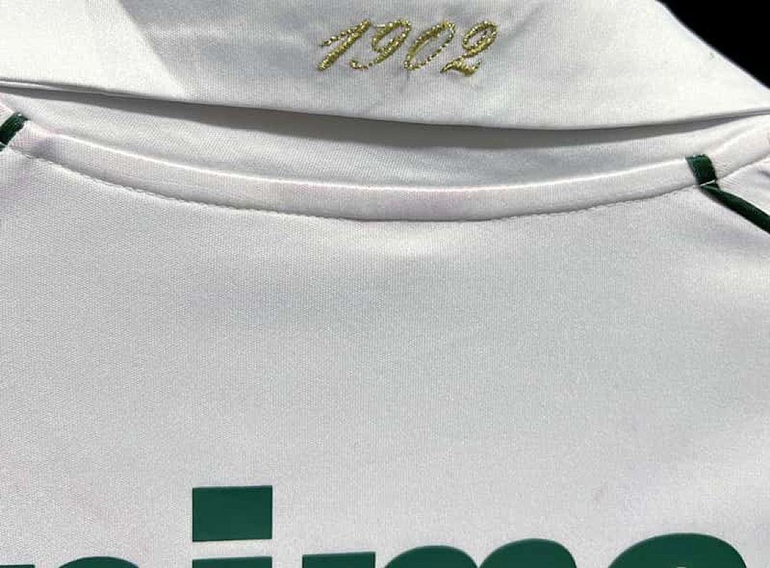 2010 Fluminense Away Retro Kit 3