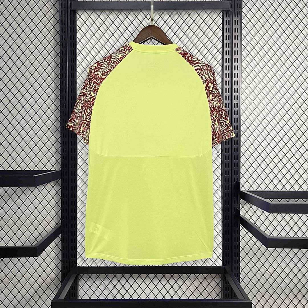 24-25 Fluminense Goalkeeper Yellow Kit Football Replicas Yupoo 6