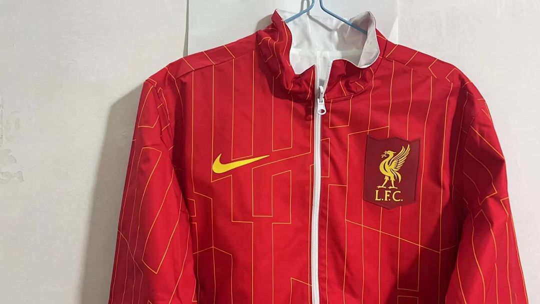 23-24 Liverpool Reversible Windbreaker White&amp;Red Double-Sides Jacket Best Jerseys Yupoo 6