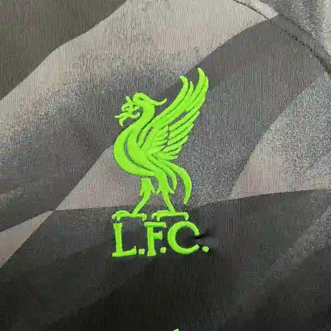 23-24 Liverpool Goalkeeper Soccer Jersey Black 14