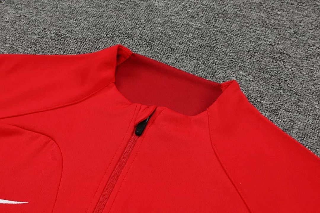22-23 Liverpool First Track Jacket 13