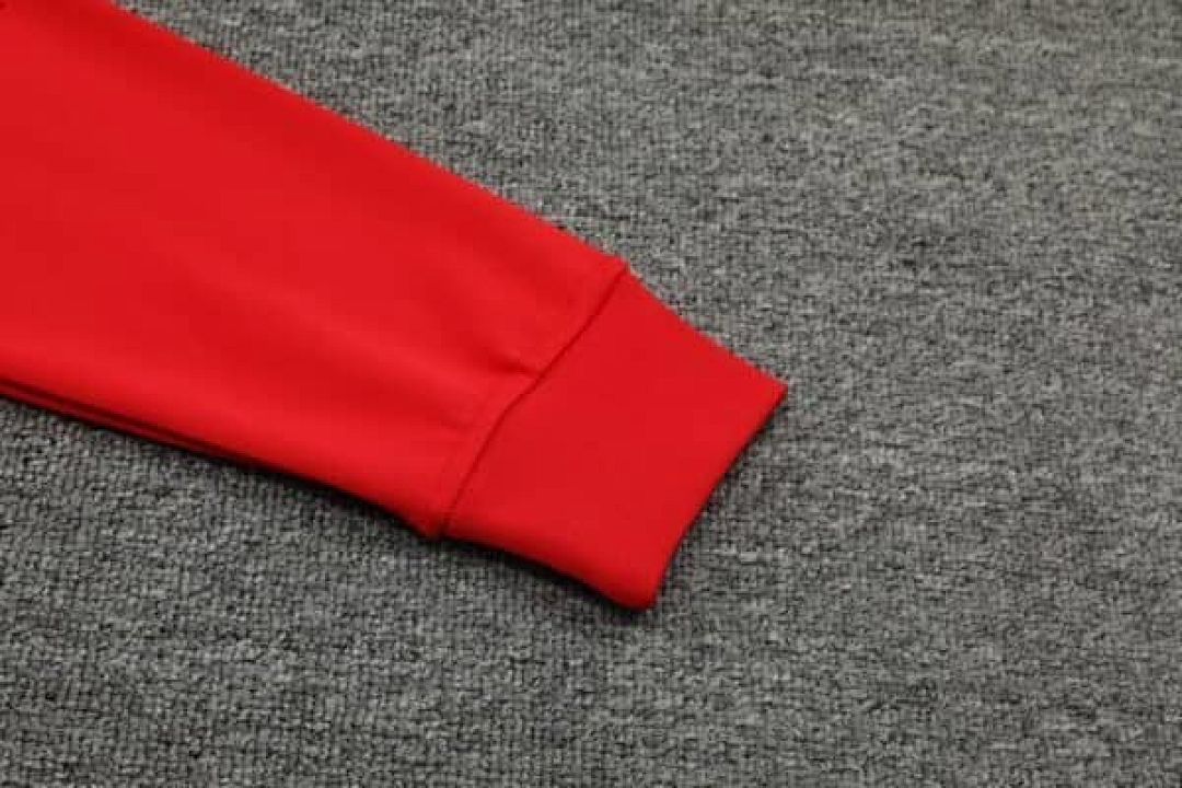 22-23 Liverpool First Track Jacket 5