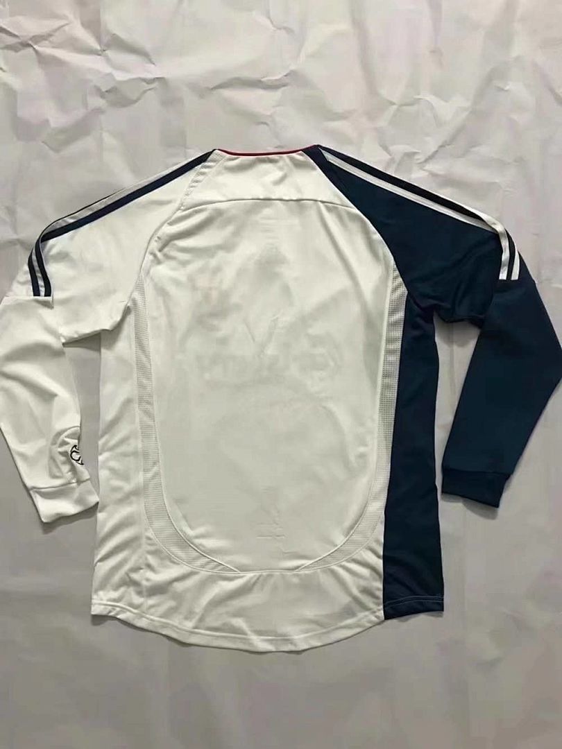 Retro &amp; Vintage 22