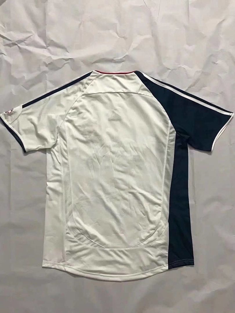 Retro &amp; Vintage 25
