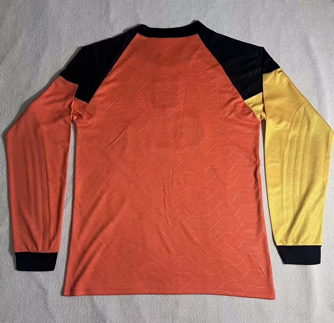 Retro &amp; Vintage 8