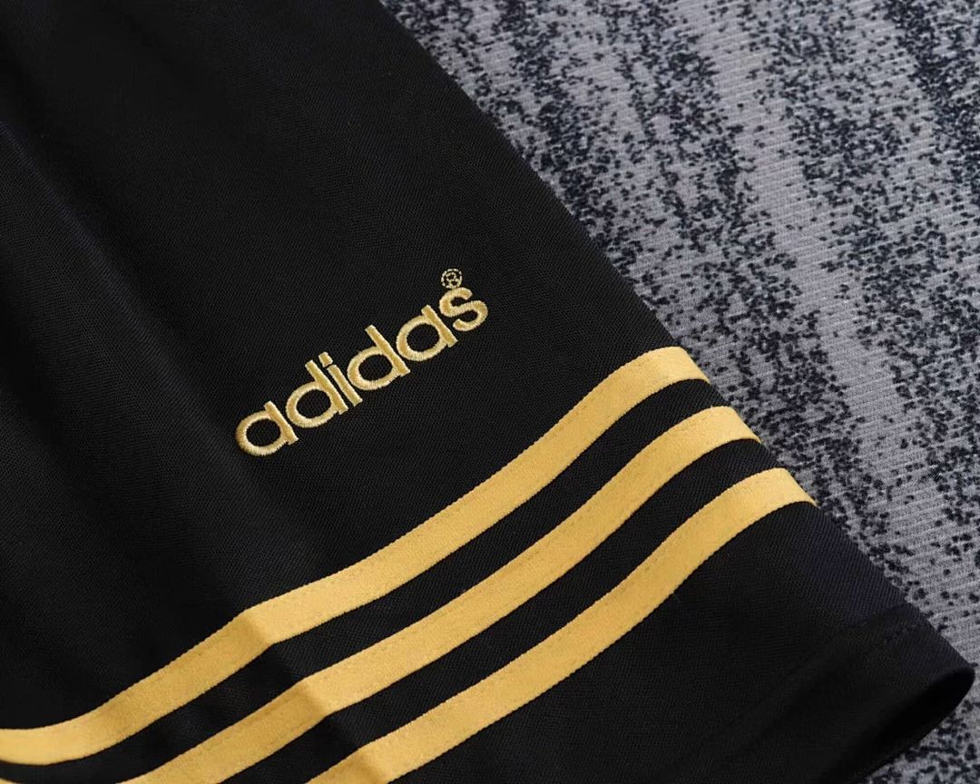 1994-96 Retro Kids Liverpool Second Away Kit 9