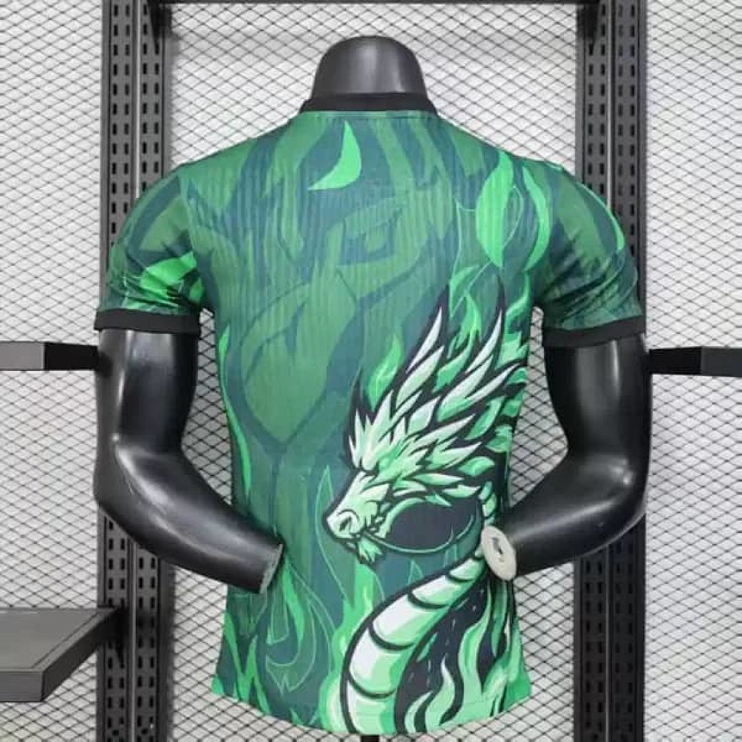 25-26 Players Liverpool Green Special Edition Kit Cheap Football Jersey Wholesale Yupoo 5