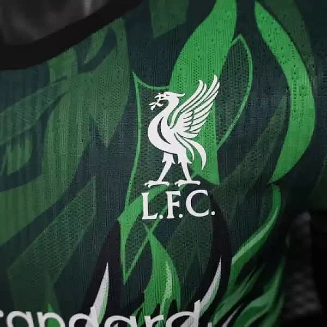 25-26 Players Liverpool Green Special Edition Kit Cheap Football Jersey Wholesale Yupoo 9