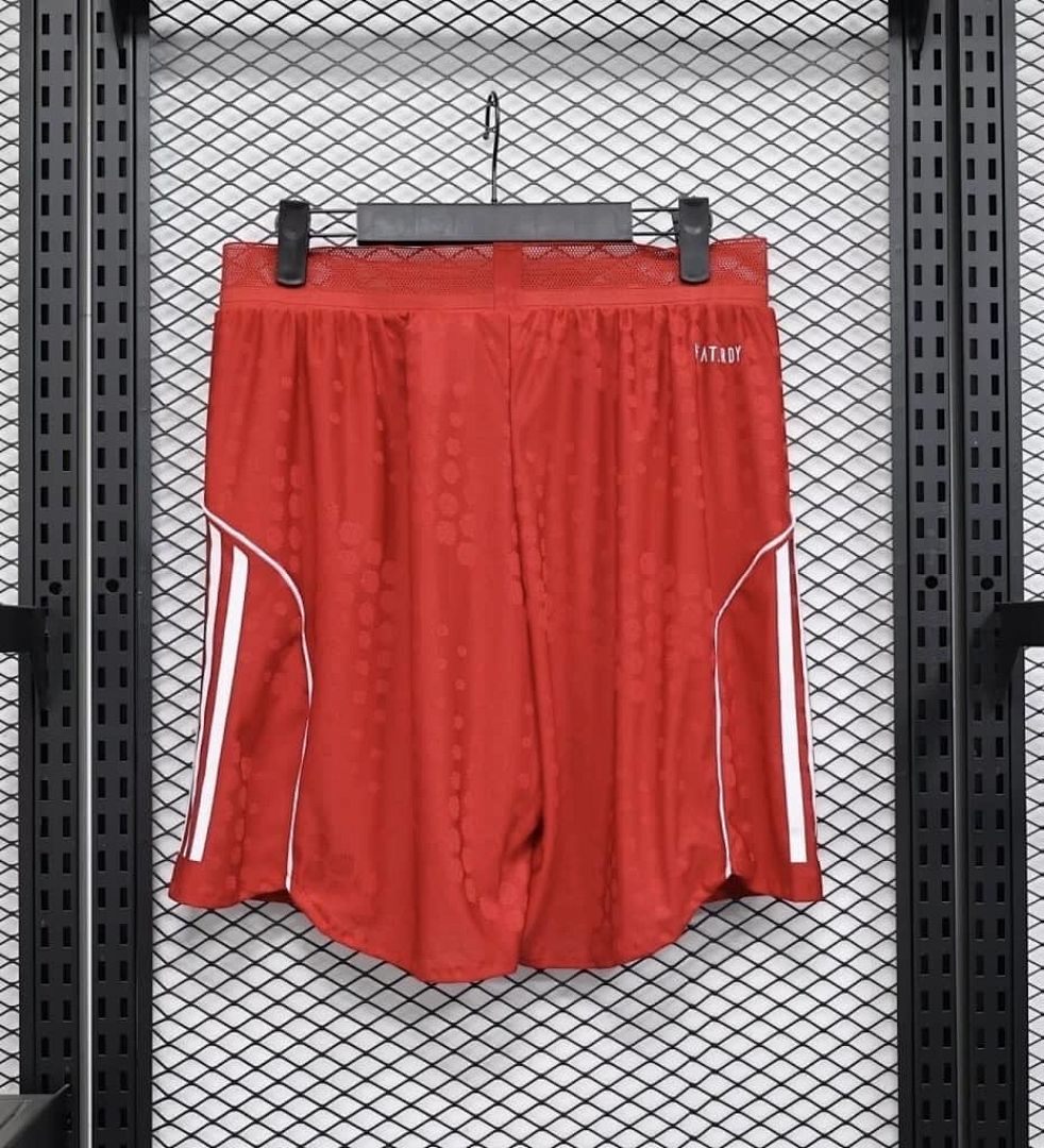 25-26 Players Liverpool Home Shorts Cheap Football Jersey Wholesale Yupoo 2