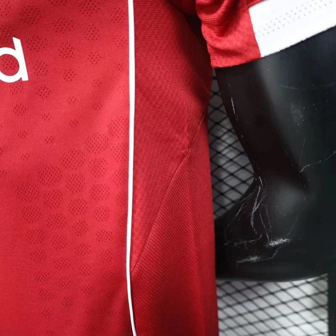 25-26 Player Liverpool Home Kit S-4XL Cheap Football Jersey Wholesale Yupoo 3