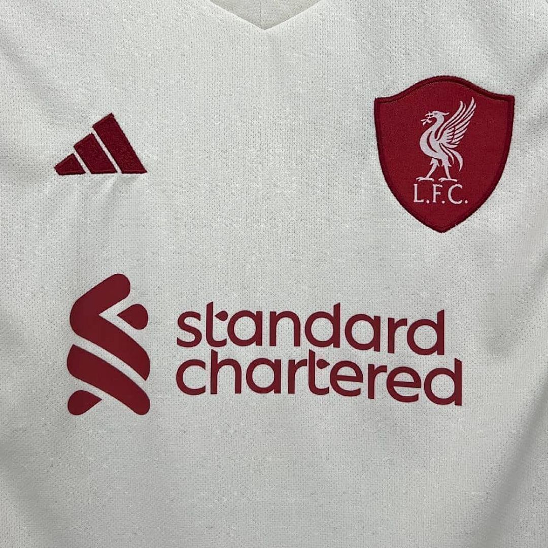 25-26 Kids Liverpool Away Kit 16-28 Cheap Football Jersey Wholesale Yupoo 9