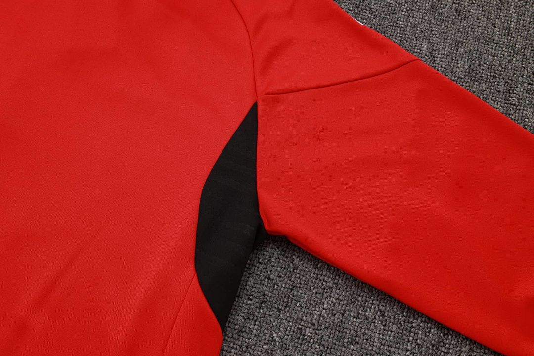 25-26 Liverpool Training Kits Tracksuits Sweatshirt Cheap Jersey Wholesale Yupoo 29