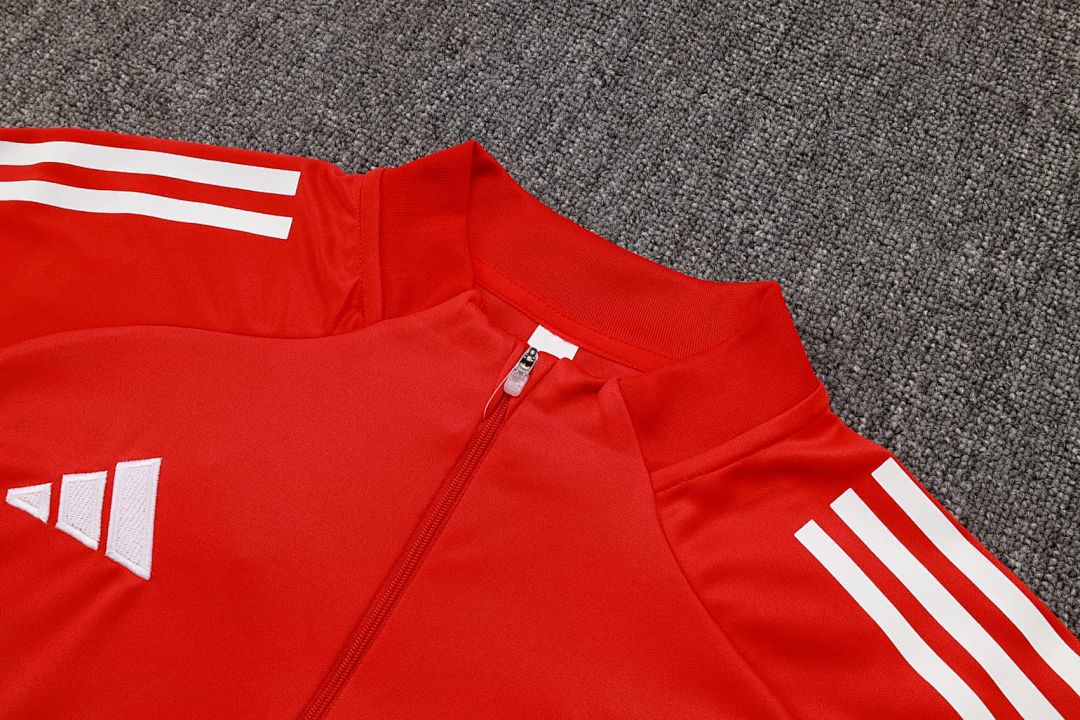 25-26 Liverpool Training Kits Tracksuits Sweatshirt Cheap Jersey Wholesale Yupoo 41