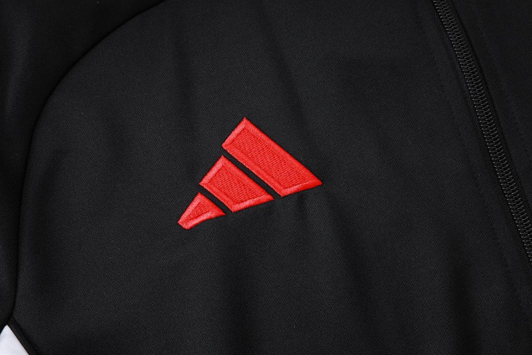 25-26 Liverpool Training Kits Jacket Tracksuits Cheap Jersey Wholesale Yupoo 15