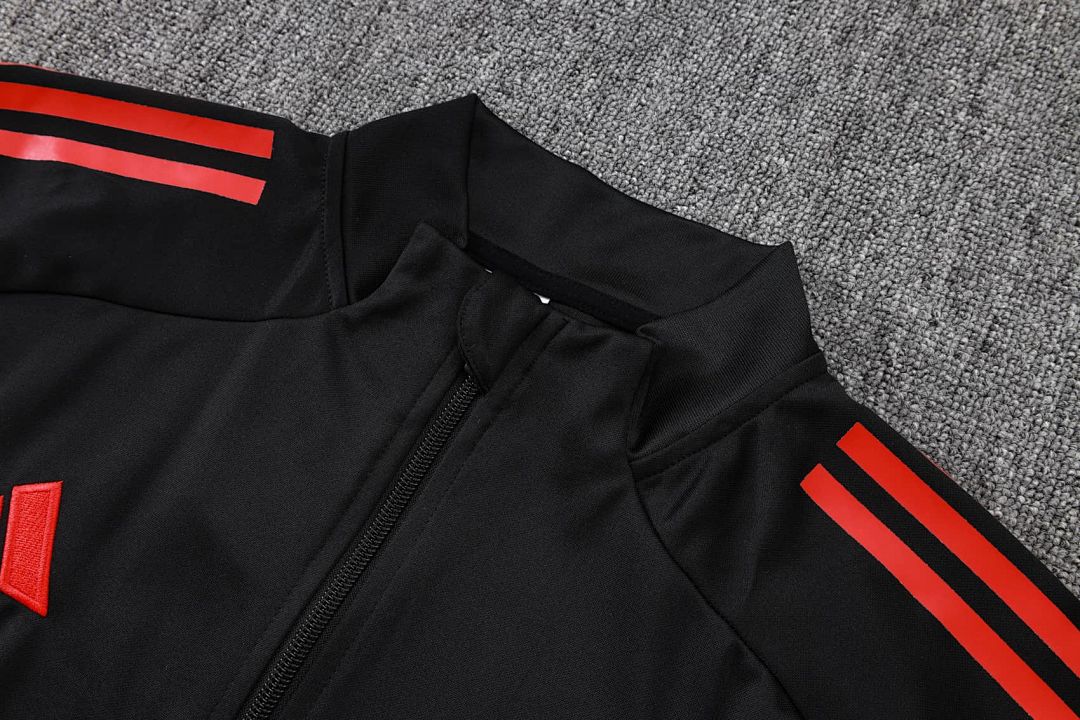 25-26 Liverpool Training Kits Jacket Tracksuits Cheap Jersey Wholesale Yupoo 17