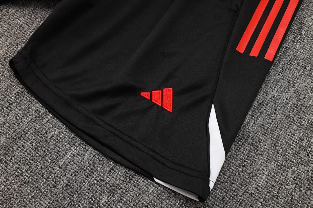 25-26 Liverpool Sleeveless Training Kits Tracksuits Cheap Jersey Wholesale Yupoo 9