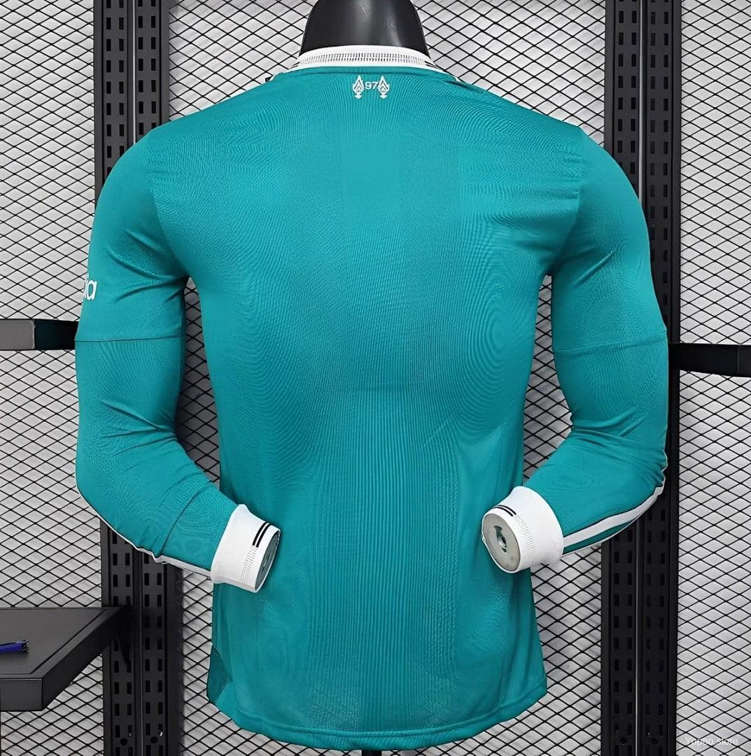 25-26 Player Liverpool Third Away Long Sleeve Kit Cheap Football Jersey Wholesale Yupoo 8