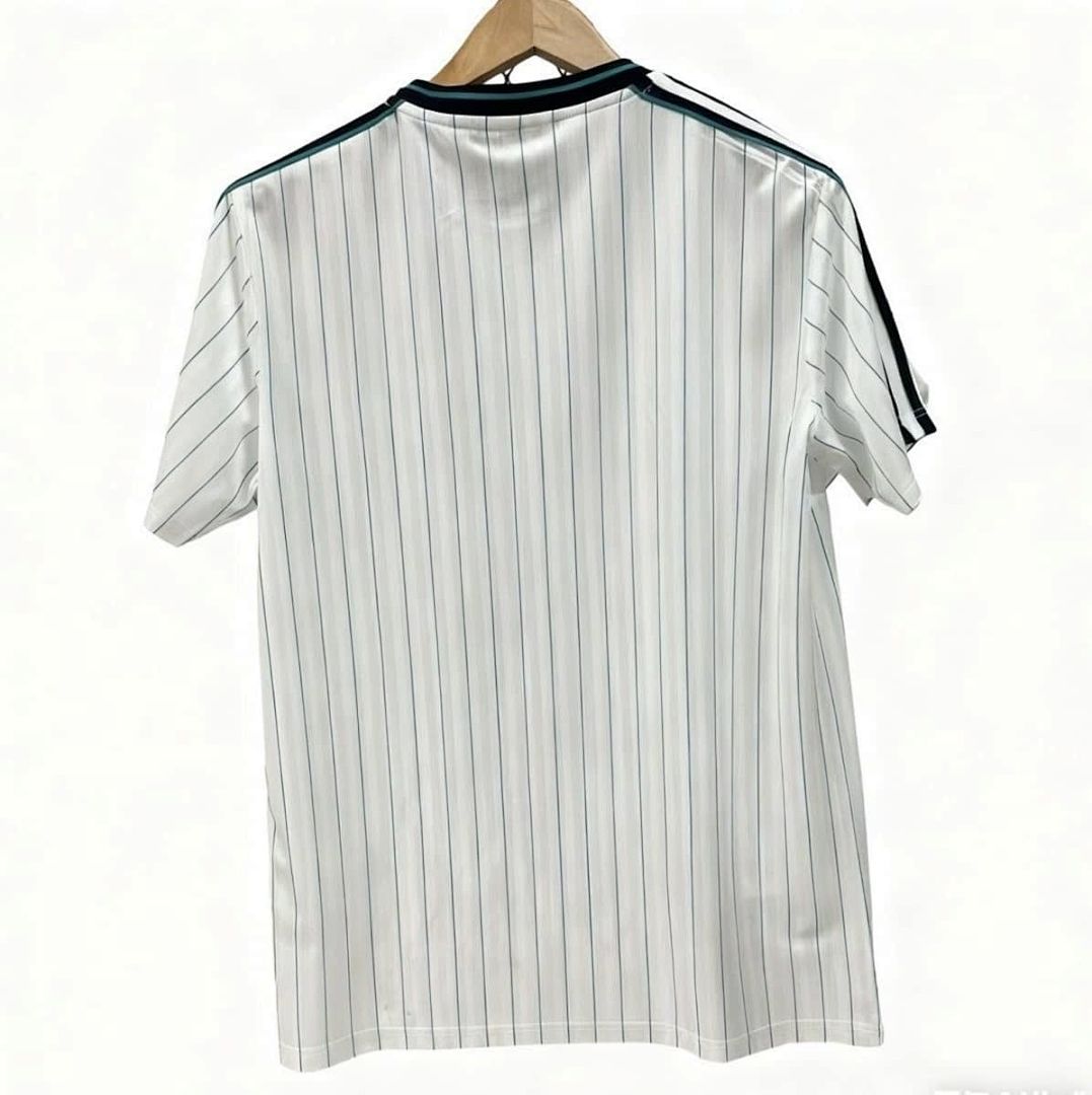 25-26 Liverpool Terrace Icons Special Edition Kit S-2XL Cheap Football Jersey Wholesale Yupoo 2