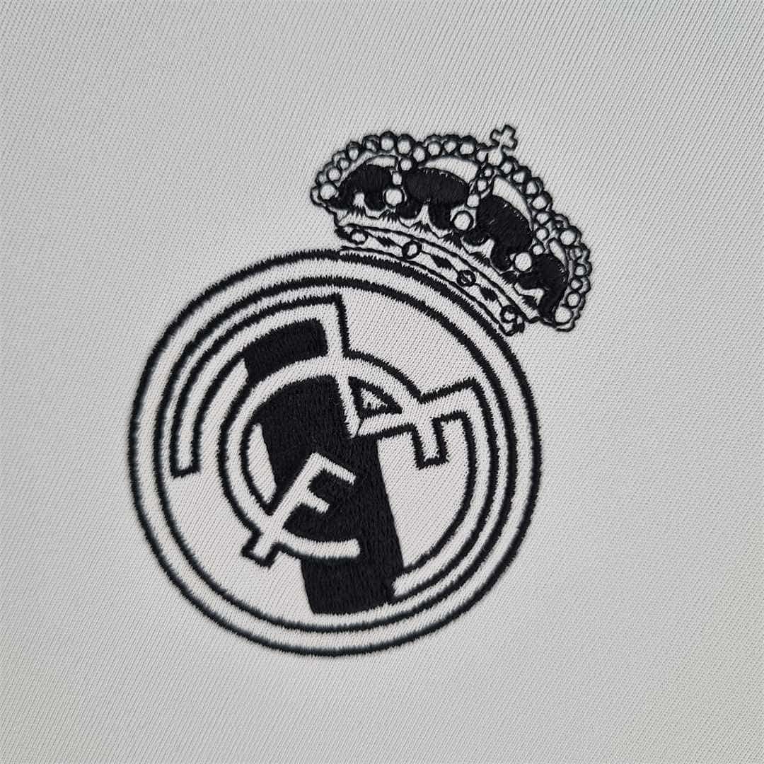 22-23 Real Madrid training suit whitepurple border 3