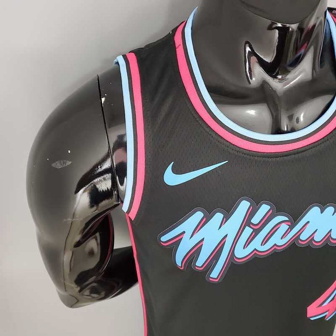 OLADIPO#4 Miami Heat V-neck black 8