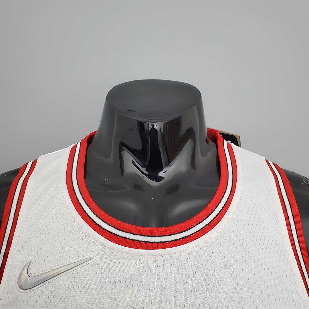 75th Anniversary DeRozan #11 Bulls White 3