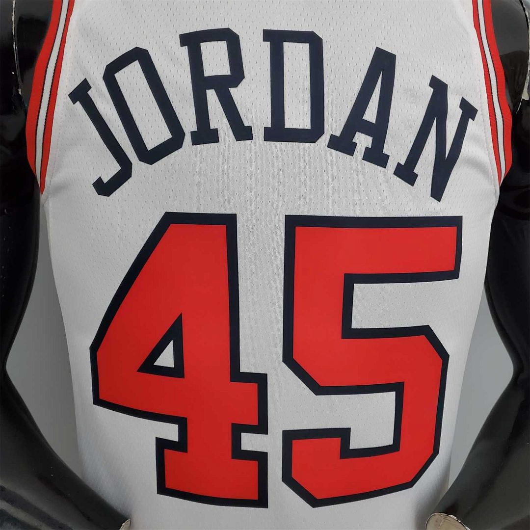 75th anniversaire Jordan #45 Bulls blanc 4