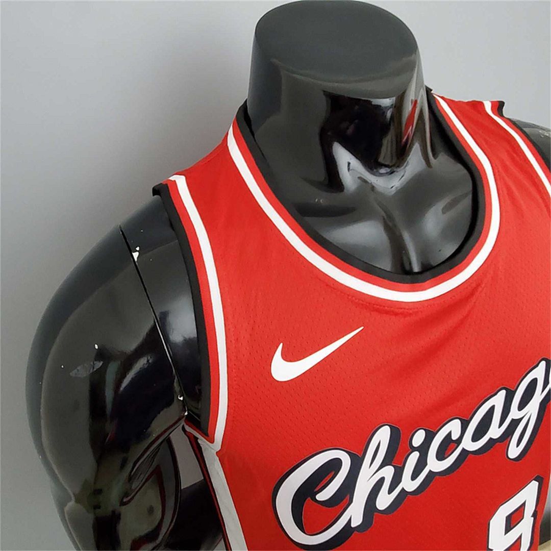2022 Bulls LaVine #8 City Edition Red 2