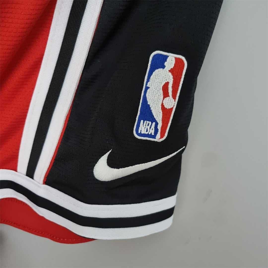 2022 Chicago Bulls NBA US Training Shorts Red Black 5