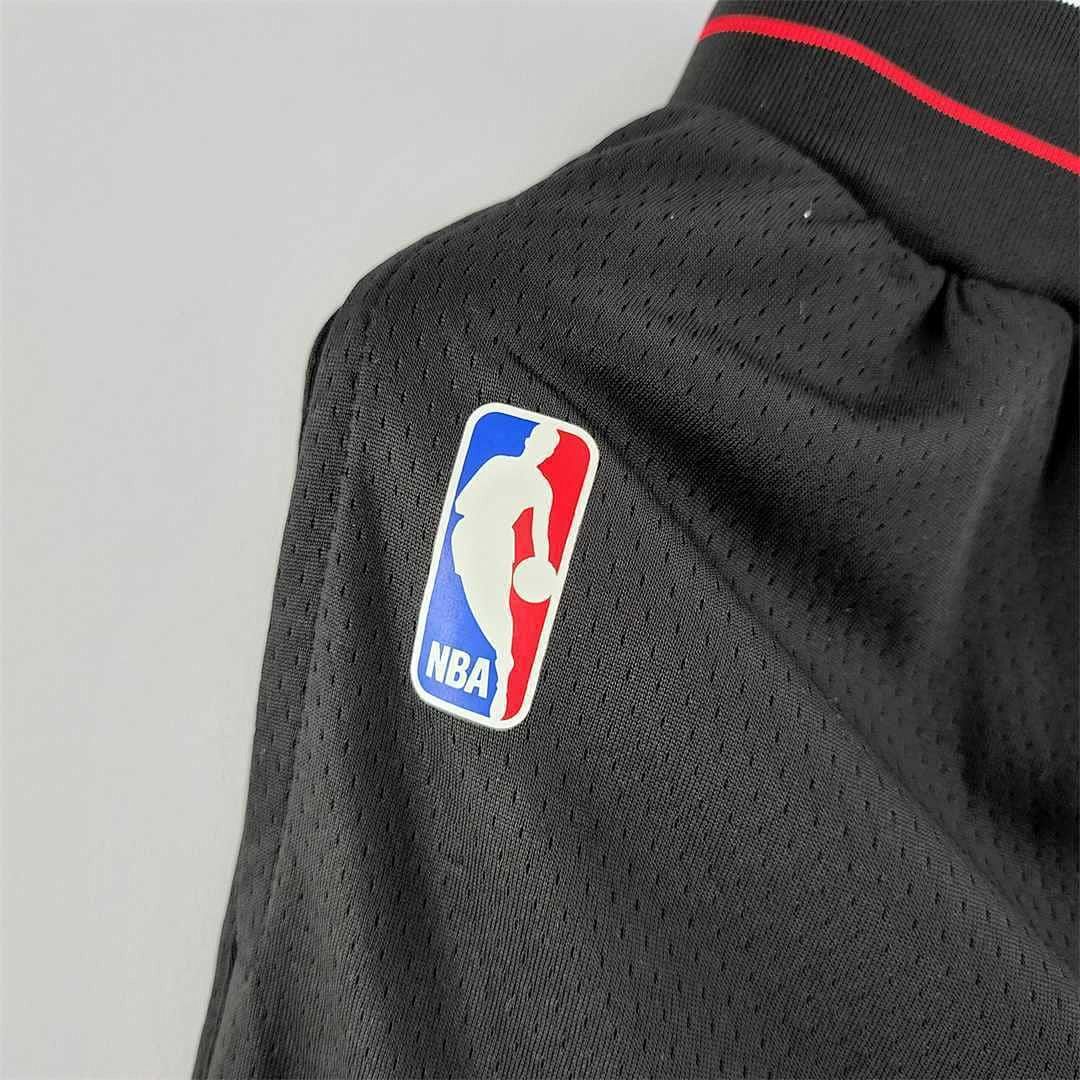 Chicago Bulls black NBA shorts 4