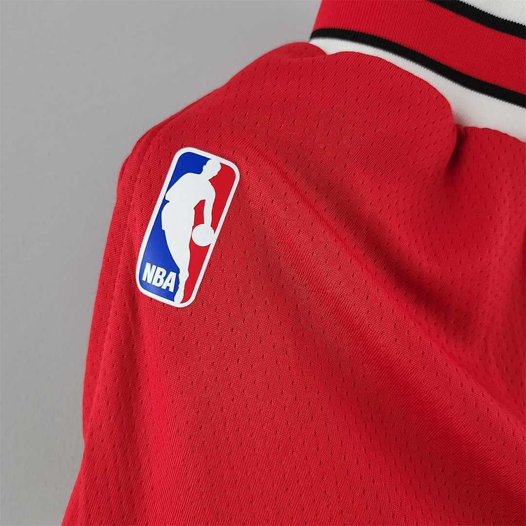Chicago Bulls red NBA shorts 4