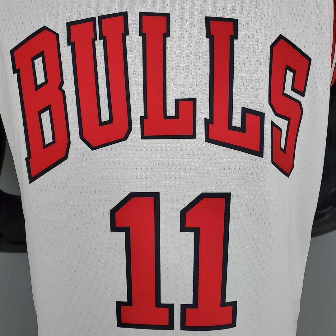 DeROZAN#11 Chicago Bulls white 5